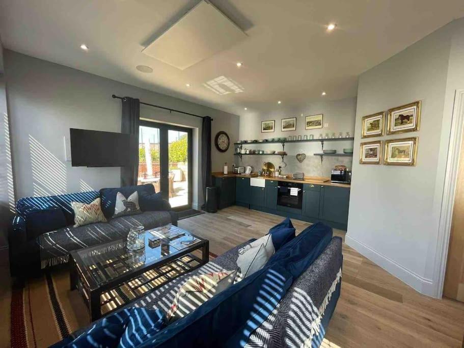 The Carriage House Villa Salisbury Dış mekan fotoğraf