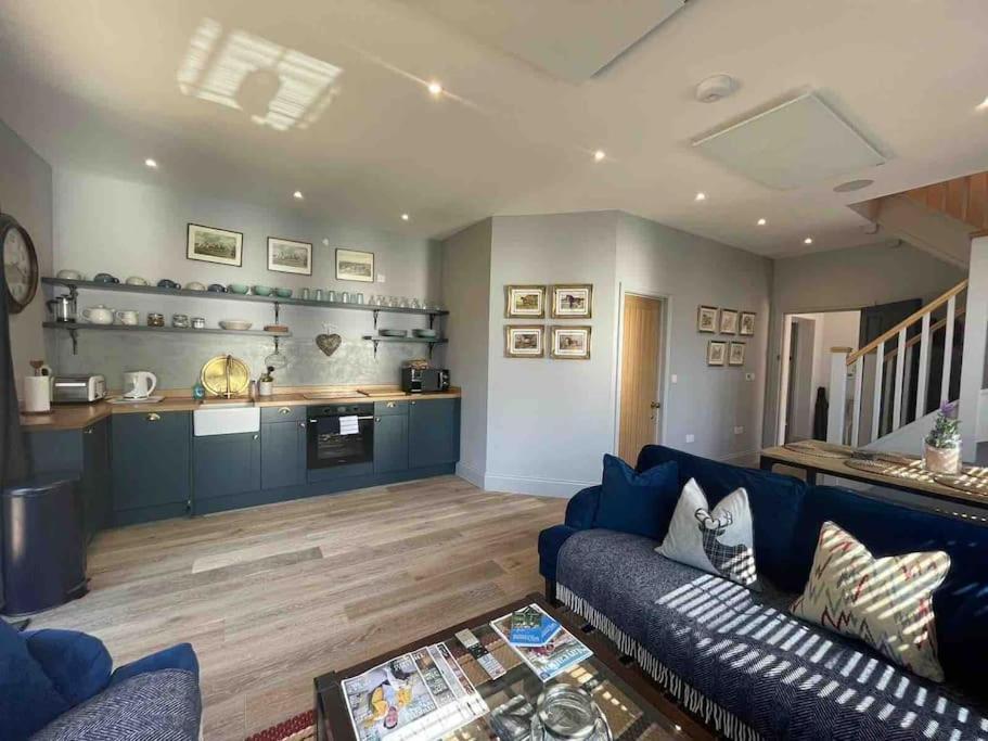 The Carriage House Villa Salisbury Dış mekan fotoğraf