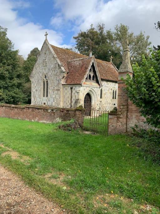 The Carriage House Villa Salisbury Dış mekan fotoğraf